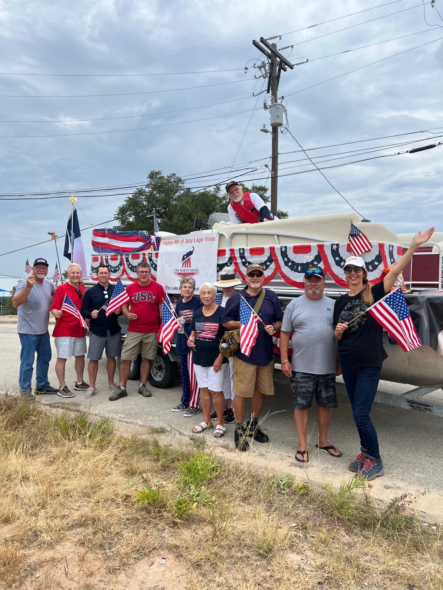 group picture of the north shore republicans at a parade